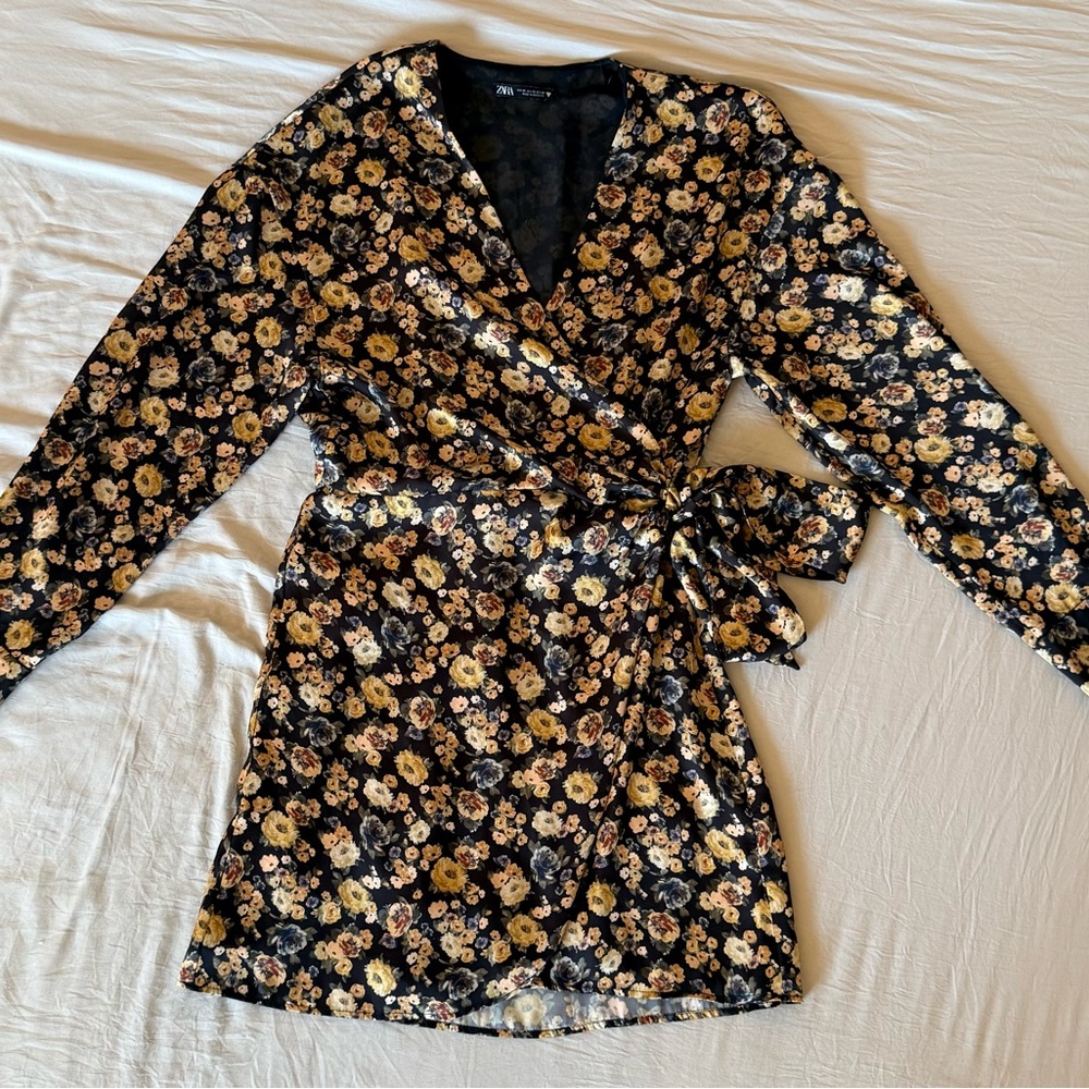 Zara Black and Yellow Floral Long Sleeve Flowing Wrap Dress